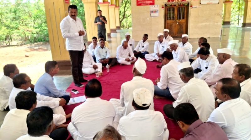 सोमेश्वर सहकारी साखर कारखान्याच्या संपर्क दौऱ्यात ऊस उत्पादक शेतकऱ्यांशी संवाद :