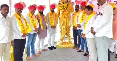 साहित्यरत्न लोकशाहीर अण्णाभाऊ साठे यांना जयंतीनिमित्त विनम्र अभिवादन!